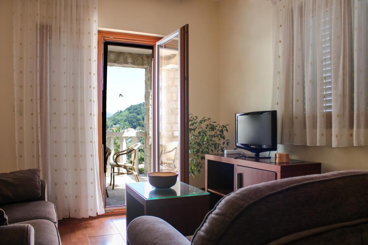 Apartments Mun Petrovac Bagian luar foto