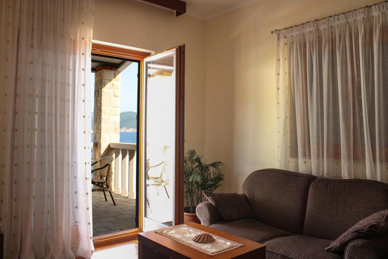 Apartments Mun Petrovac Bagian luar foto