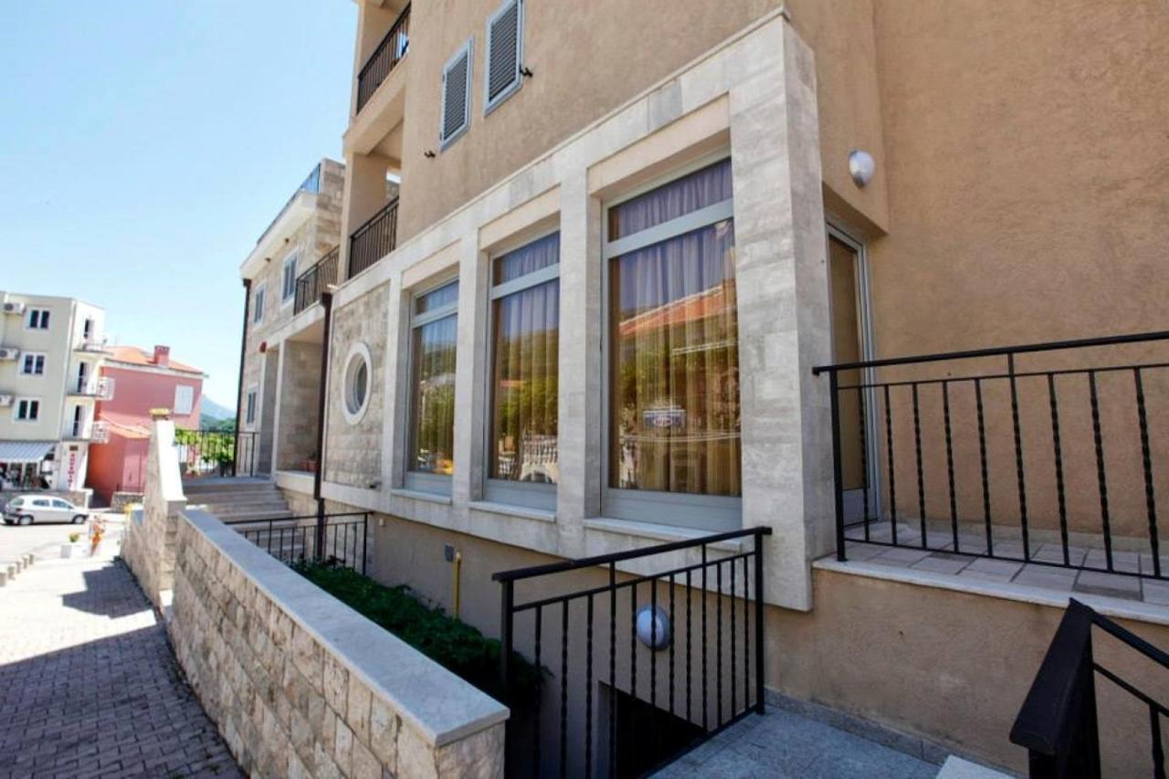 Apartments Mun Petrovac Bagian luar foto